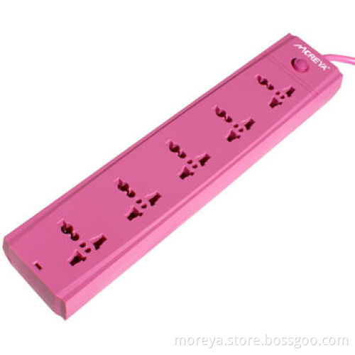 Power strip in universal standard, with 5 socket outlets, extension cord, overload protectorNew